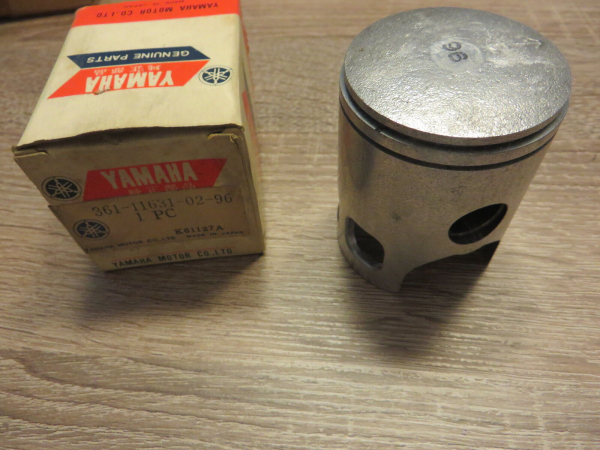 Yamaha Kolben RD250 (73-75) Piston Standart 361-11631-02-96 Original Neu 361-11631-02-96 Original Ersatzteil – MG-Teileshop